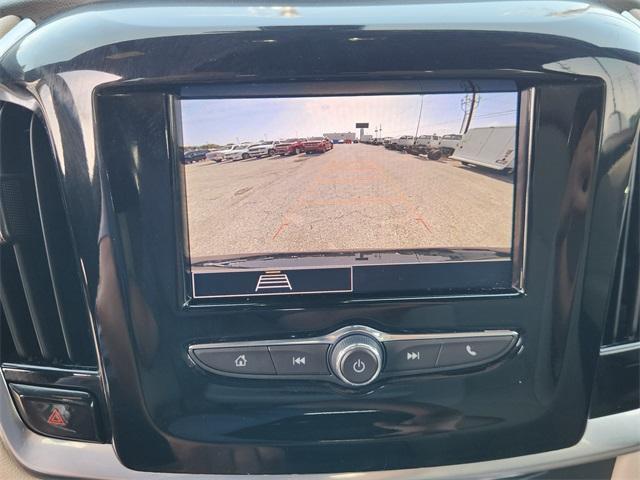 used 2023 Chevrolet Traverse car, priced at $27,493