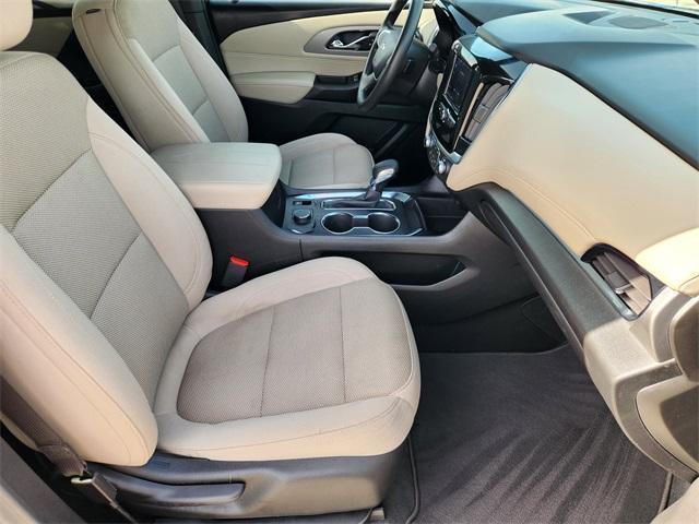 used 2023 Chevrolet Traverse car, priced at $27,493