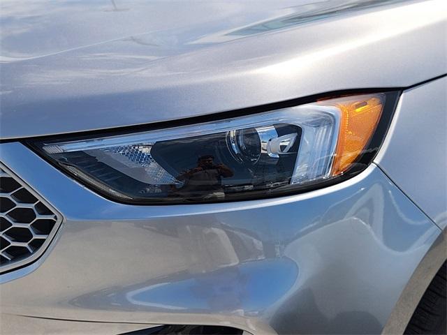 used 2024 Ford Edge car, priced at $29,343