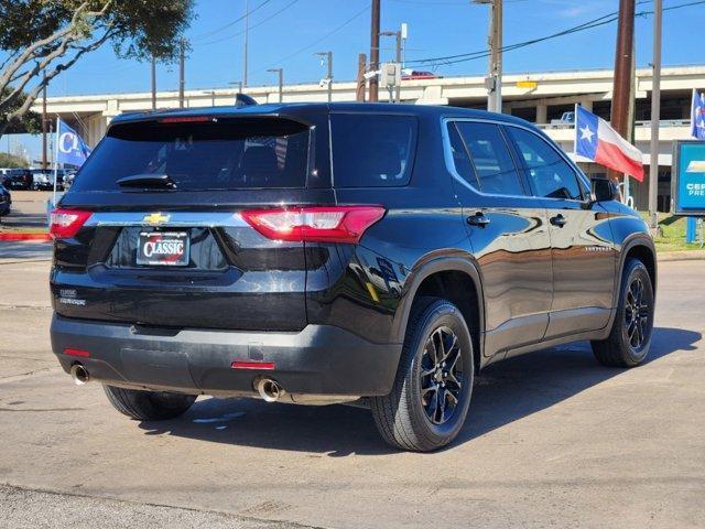 used 2021 Chevrolet Traverse car, priced at $25,422