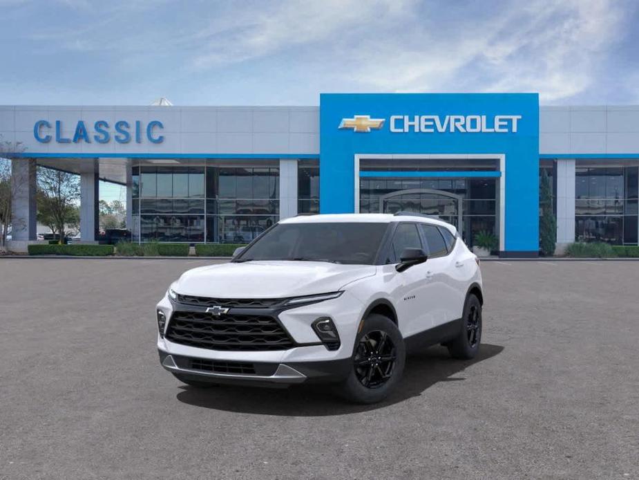 new 2025 Chevrolet Blazer car, priced at $32,590