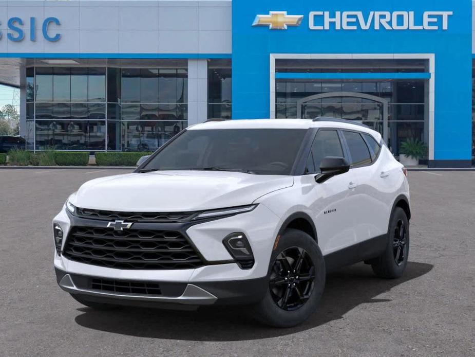 new 2025 Chevrolet Blazer car, priced at $32,590