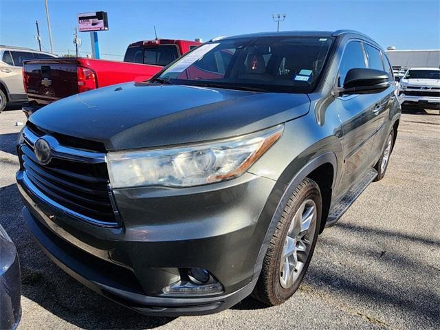 used 2014 Toyota Highlander car, priced at $20,491