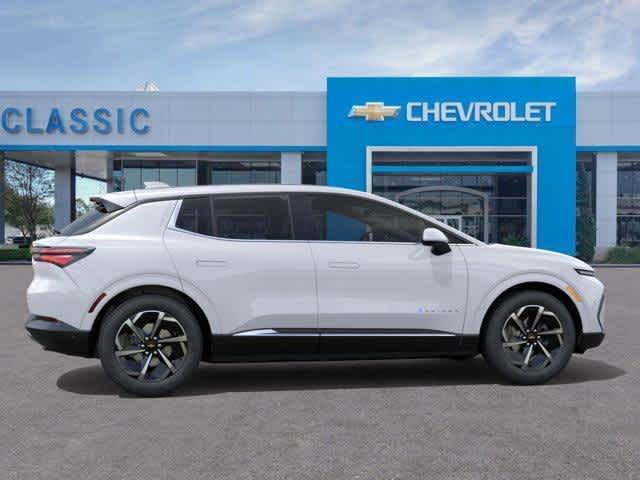 new 2025 Chevrolet Equinox EV car, priced at $33,790