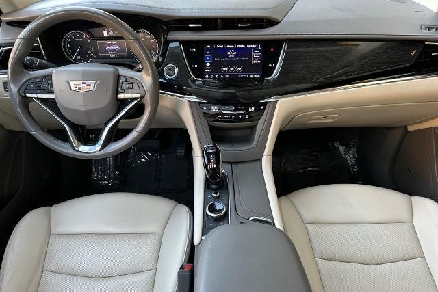 used 2022 Cadillac XT6 car, priced at $29,984