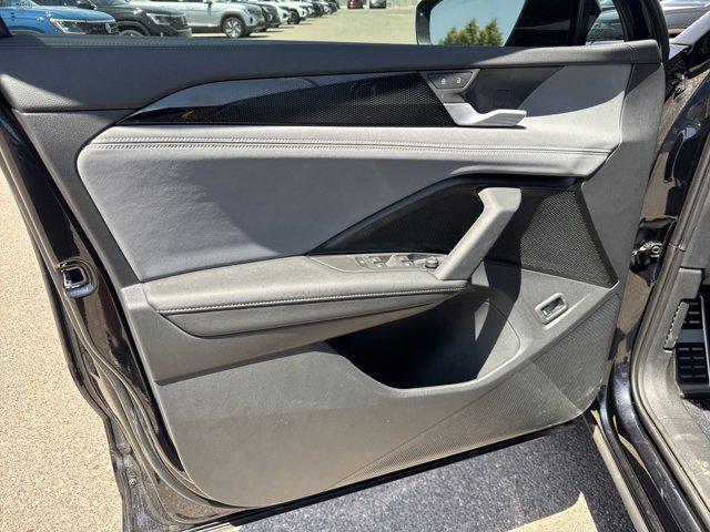 new 2025 Volkswagen Tiguan car, priced at $40,188