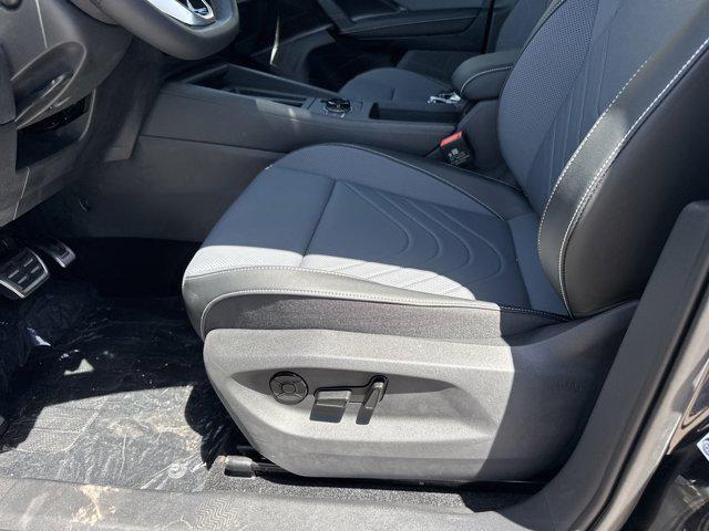 new 2025 Volkswagen Tiguan car, priced at $40,188