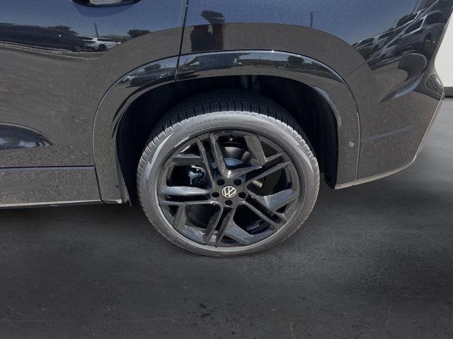 new 2025 Volkswagen Tiguan car, priced at $40,188