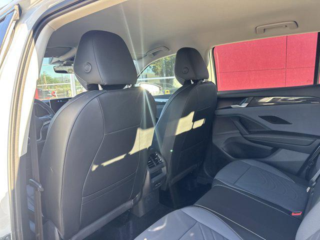 new 2025 Volkswagen Tiguan car, priced at $35,009