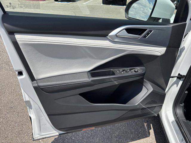 new 2025 Volkswagen Taos car, priced at $29,989