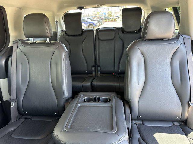 used 2023 Kia Carnival car, priced at $27,603