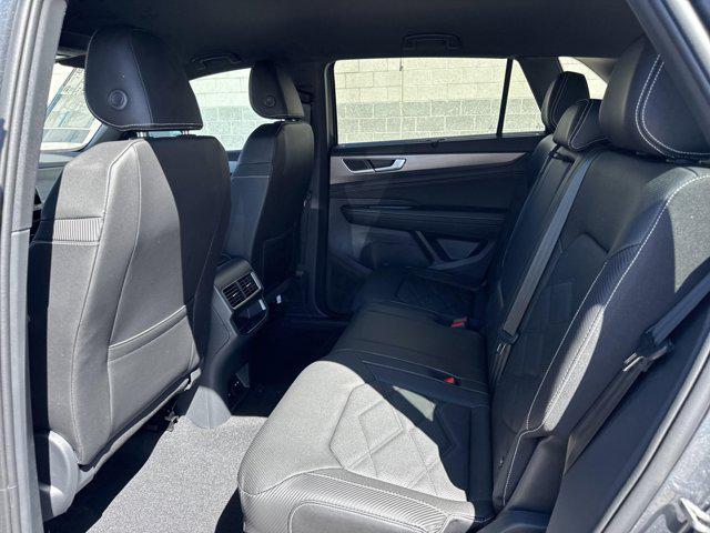 new 2025 Volkswagen Atlas Cross Sport car, priced at $42,503