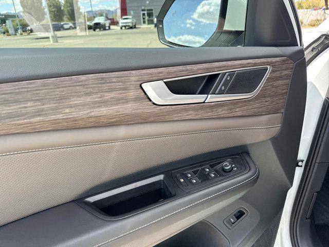 new 2025 Volkswagen Atlas car, priced at $51,206