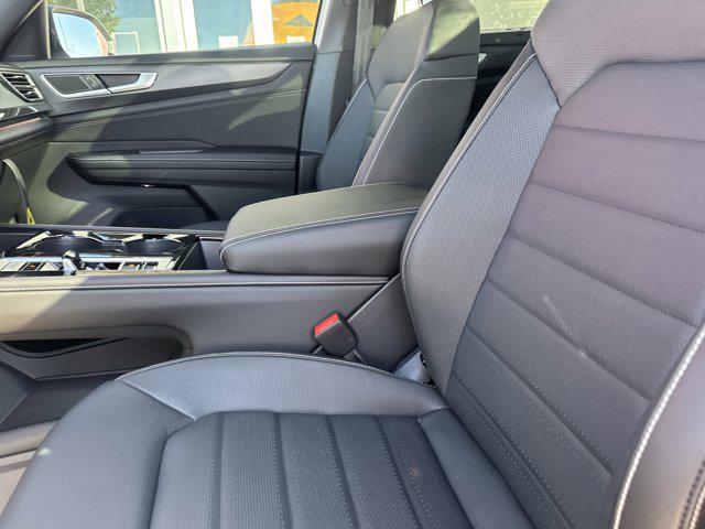 new 2026 Volkswagen Atlas Cross Sport car, priced at $54,269