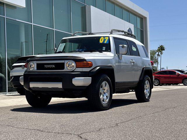 used 2007 Toyota FJ Cruiser car, priced at $17,000