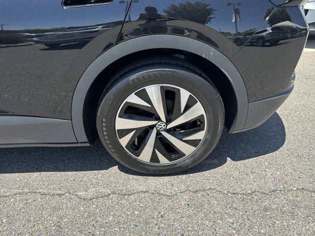 new 2024 Volkswagen ID.4 car, priced at $38,171