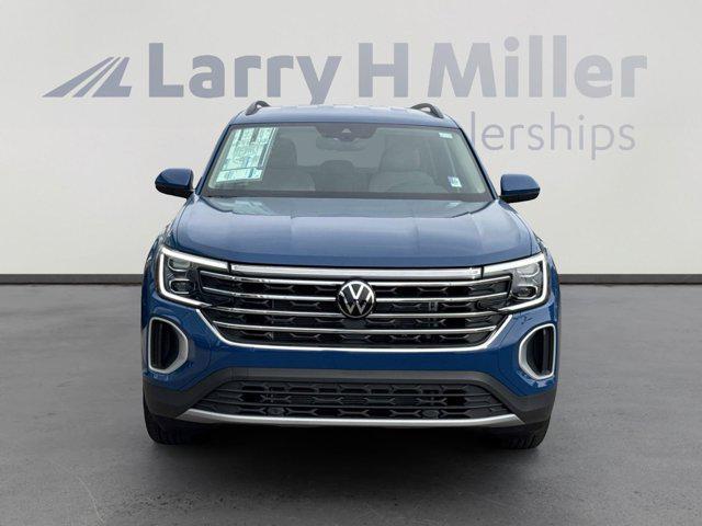 new 2025 Volkswagen Atlas car, priced at $40,902