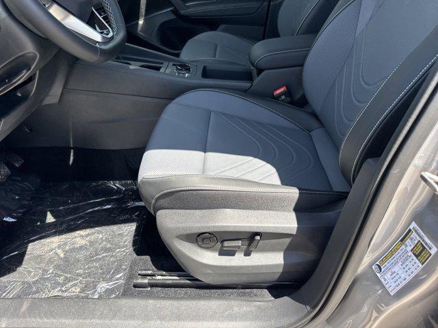 new 2025 Volkswagen Tiguan car, priced at $35,573