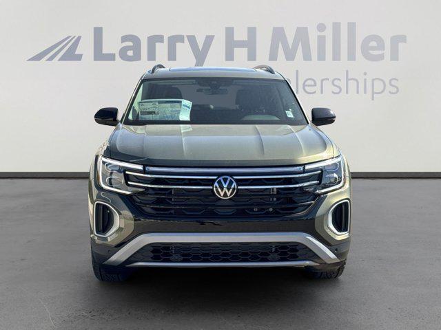 new 2025 Volkswagen Atlas car, priced at $50,222