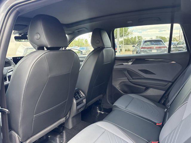 new 2025 Volkswagen Tiguan car, priced at $37,963