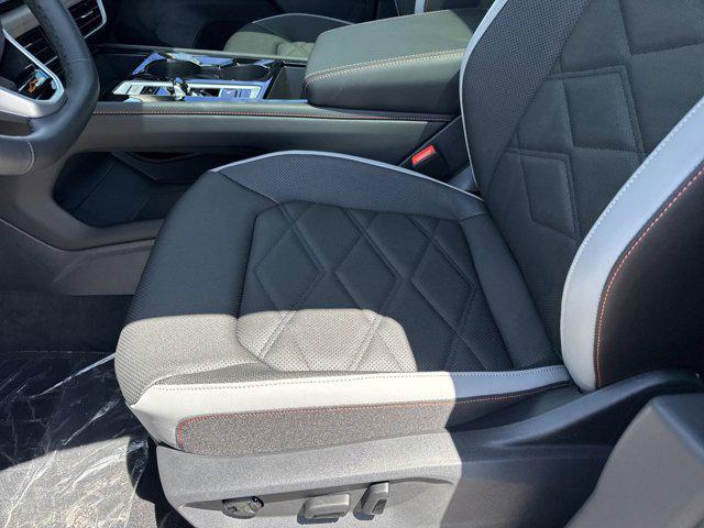 new 2025 Volkswagen Atlas car, priced at $47,642