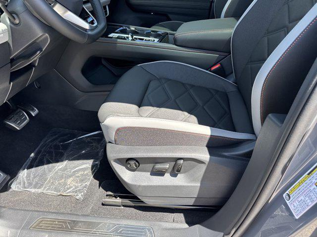 new 2025 Volkswagen Atlas car, priced at $47,642