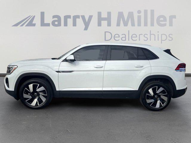 new 2025 Volkswagen Atlas Cross Sport car, priced at $43,986