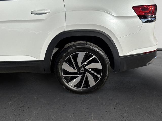 new 2026 Volkswagen Atlas car, priced at $45,075