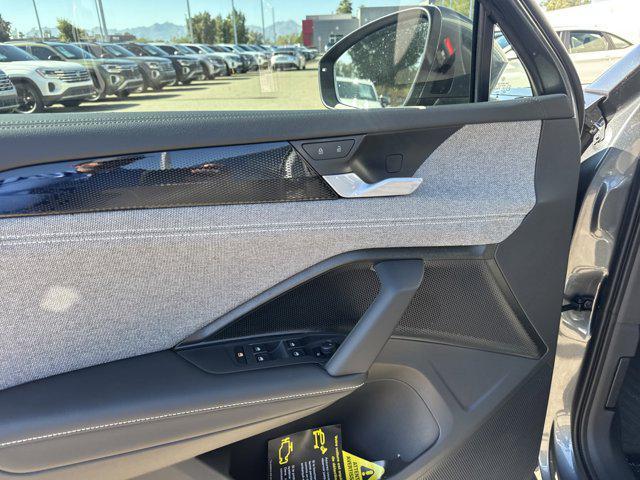 new 2026 Volkswagen Tiguan car, priced at $32,687