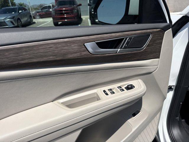 new 2025 Volkswagen Atlas car, priced at $49,641