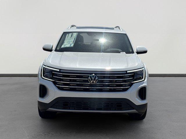new 2025 Volkswagen Atlas car, priced at $49,641