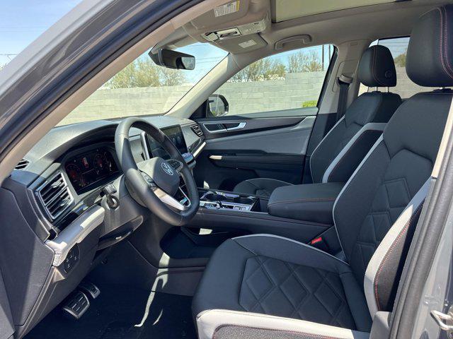 new 2025 Volkswagen Atlas car, priced at $48,063