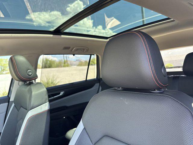 new 2025 Volkswagen Atlas car, priced at $47,783