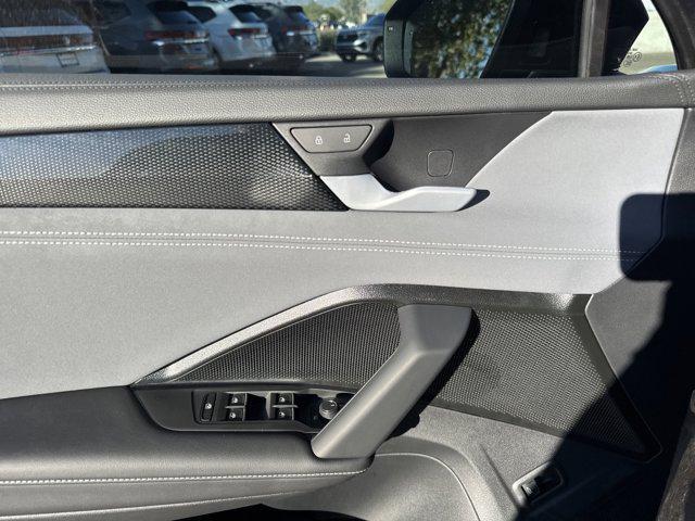 new 2025 Volkswagen Tiguan car, priced at $37,963