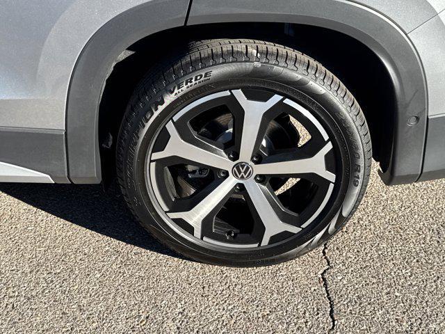 new 2026 Volkswagen Tiguan car, priced at $35,778