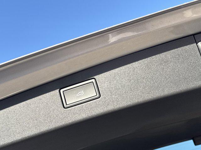 new 2026 Volkswagen Tiguan car, priced at $35,778