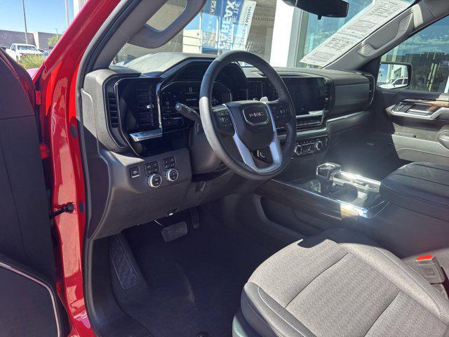 used 2025 GMC Sierra 1500 car, priced at $52,600