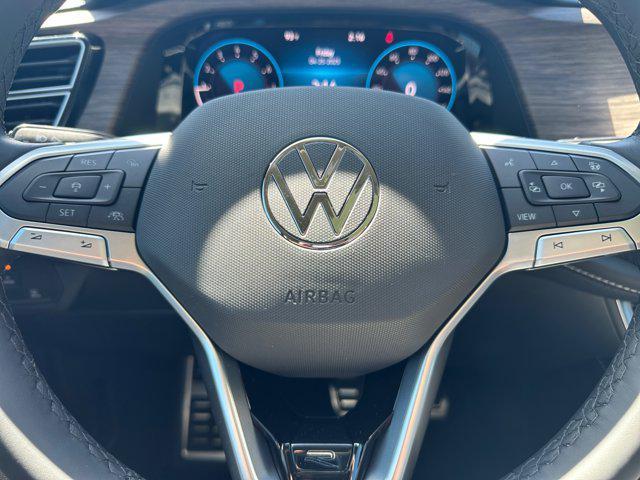 new 2025 Volkswagen Atlas car, priced at $54,853