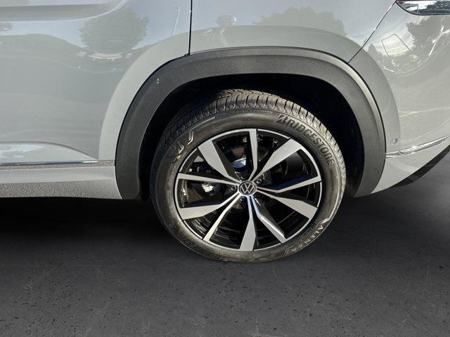 new 2026 Volkswagen Atlas Cross Sport car, priced at $54,021