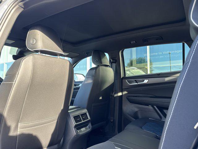 new 2026 Volkswagen Atlas Cross Sport car, priced at $57,206