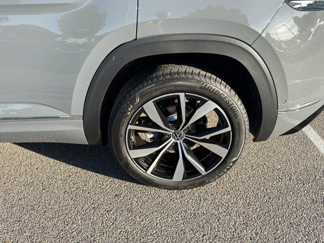 new 2026 Volkswagen Atlas Cross Sport car, priced at $57,206