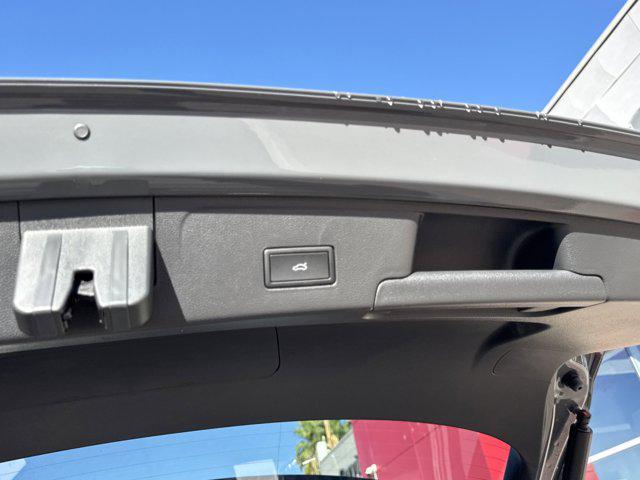 new 2026 Volkswagen Atlas Cross Sport car, priced at $52,131