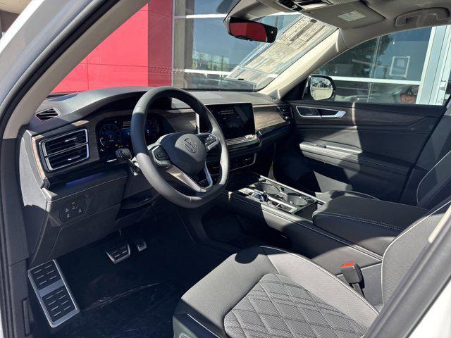 new 2026 Volkswagen Atlas car, priced at $58,197