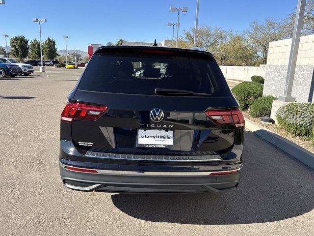 new 2024 Volkswagen Tiguan car, priced at $33,700