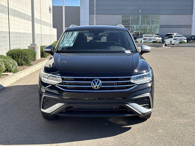 new 2024 Volkswagen Tiguan car, priced at $33,700