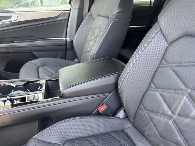 used 2024 Volkswagen Atlas Cross Sport car, priced at $30,500