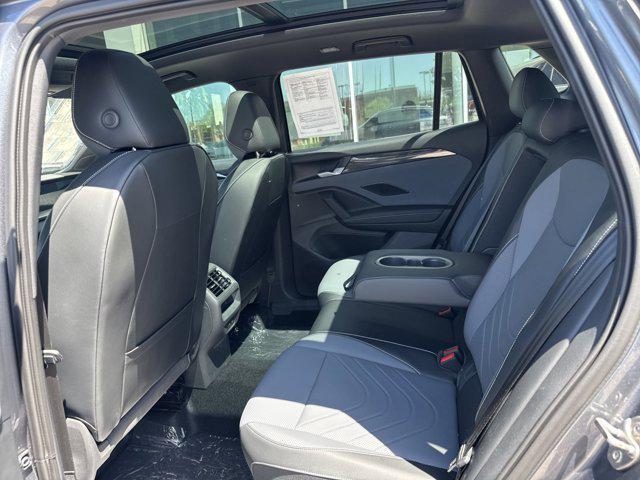 new 2025 Volkswagen Tiguan car, priced at $40,301