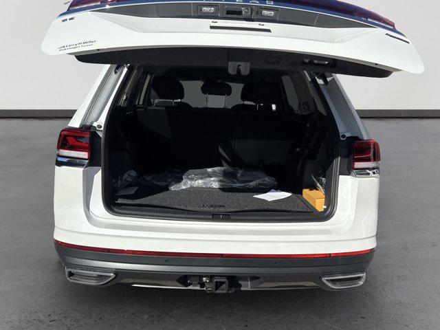 new 2026 Volkswagen Atlas car, priced at $46,154