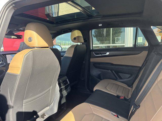 new 2026 Volkswagen Atlas Cross Sport car, priced at $52,076