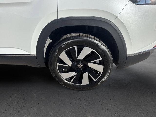 new 2026 Volkswagen Atlas Cross Sport car, priced at $52,076